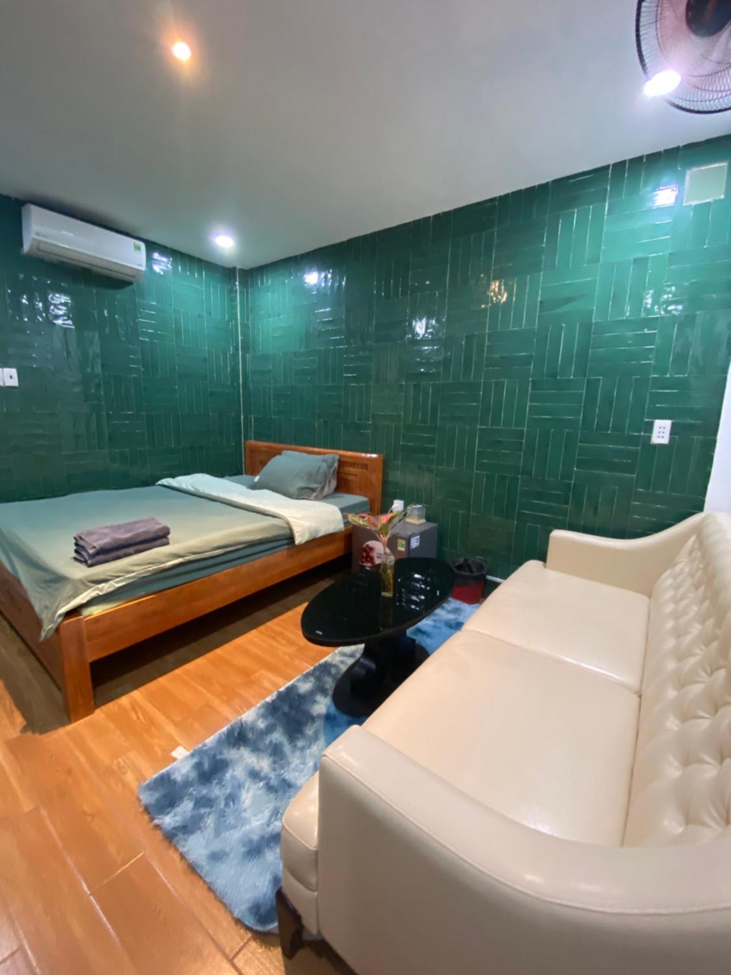 Mo Hotel *
