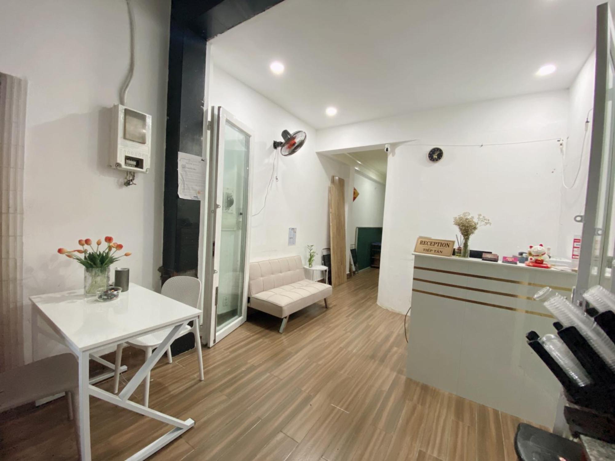 Mo Hotel *